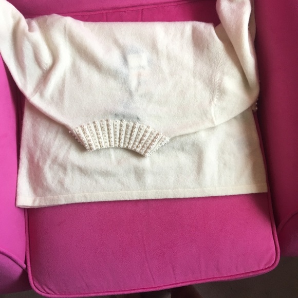 100% cashmere and pearl embellished sweater - Picture 4 of 5